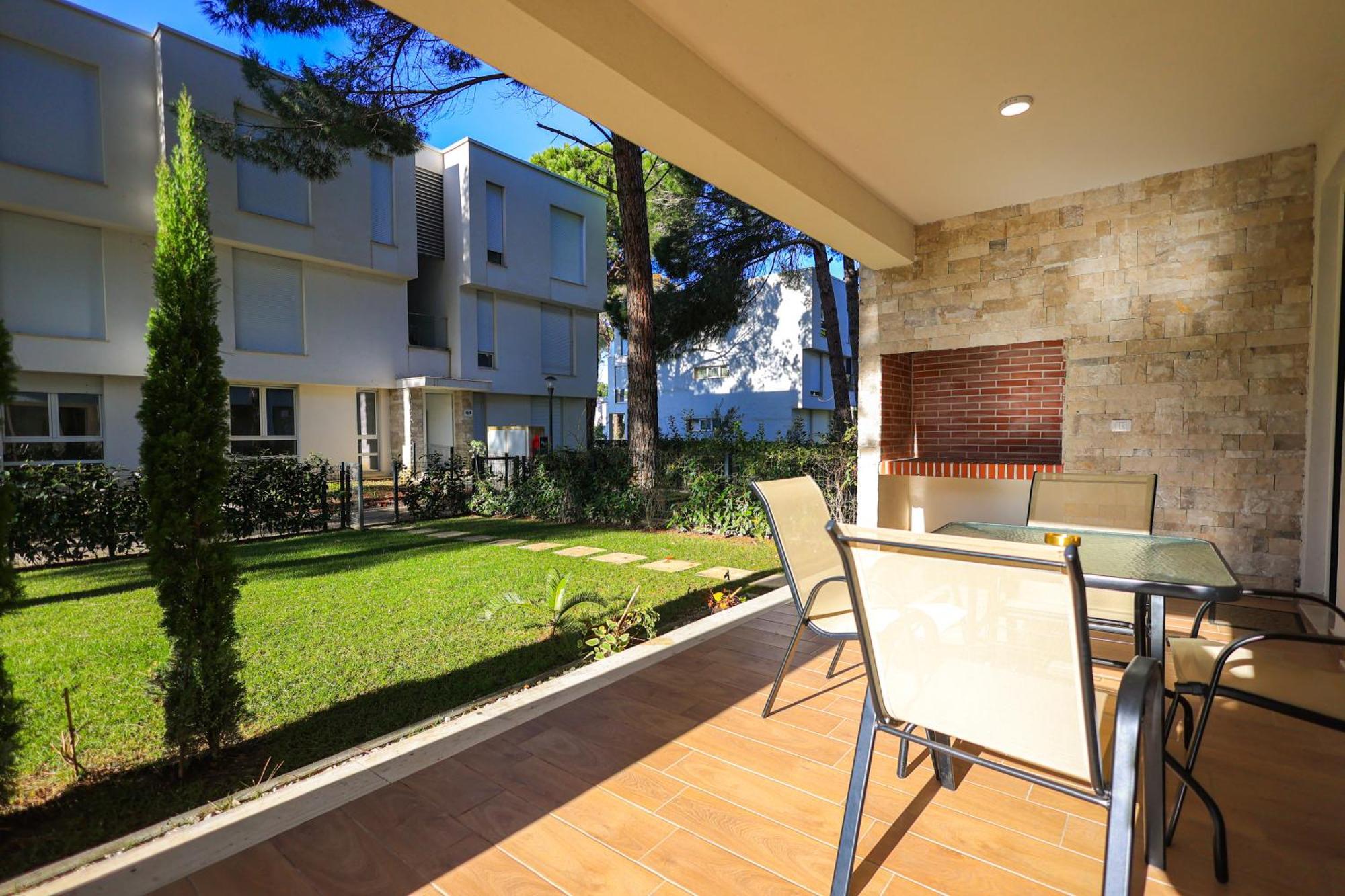 Sanpietro Vacation Rentals Plazhi San Pietro Exterior photo