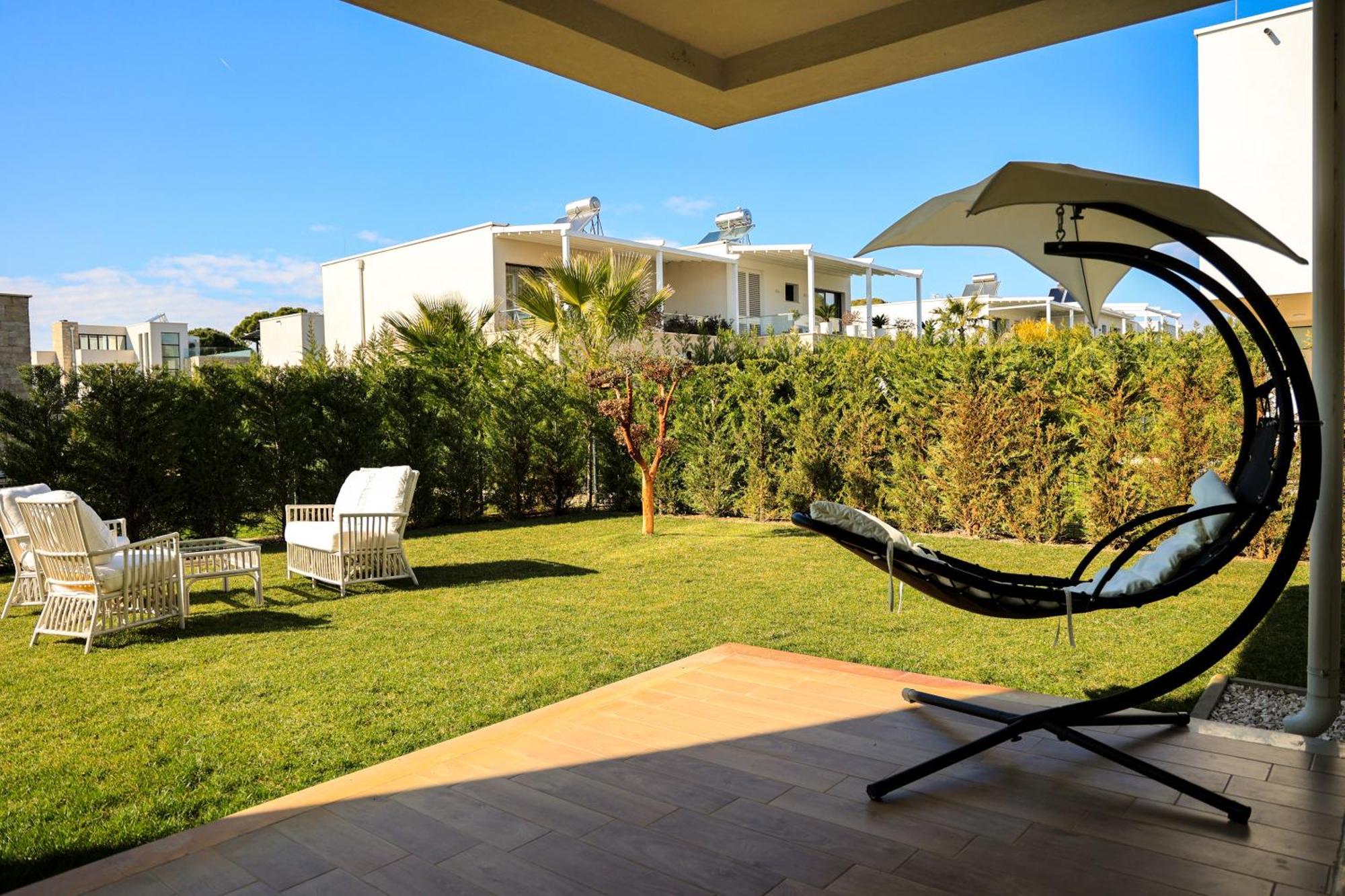 Sanpietro Vacation Rentals Plazhi San Pietro Exterior photo